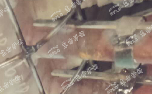 預(yù)熱器的腐蝕與積灰是如何形成的？對澆注料有什么危害？
