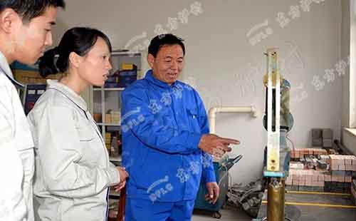 循環(huán)流化床鍋爐用耐磨澆注料合適嗎，廠家告訴你怎么選擇